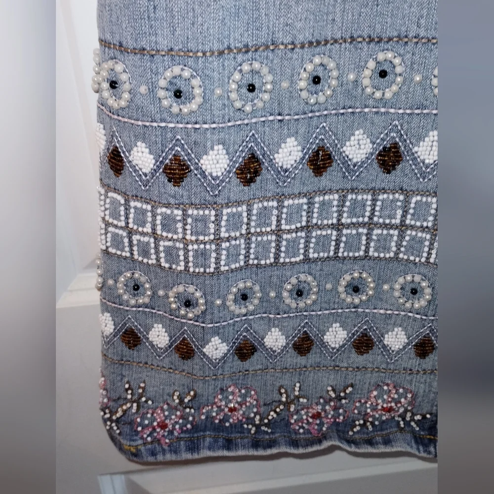 Beaded, Ripped Jeans - Picture 3 of 5